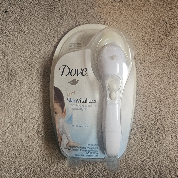 Dove SkinVitalizer Facial Cleansing Massager - Picture 1 of 4